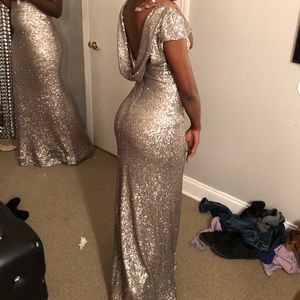 Bridesmaid Dress: size 6 but fits like a 2/4.